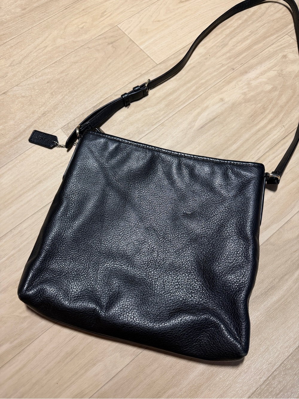Coach New York Pebbled Leather Black Crossbody/Shoulder Bag Authentic - Picture 8 of 13